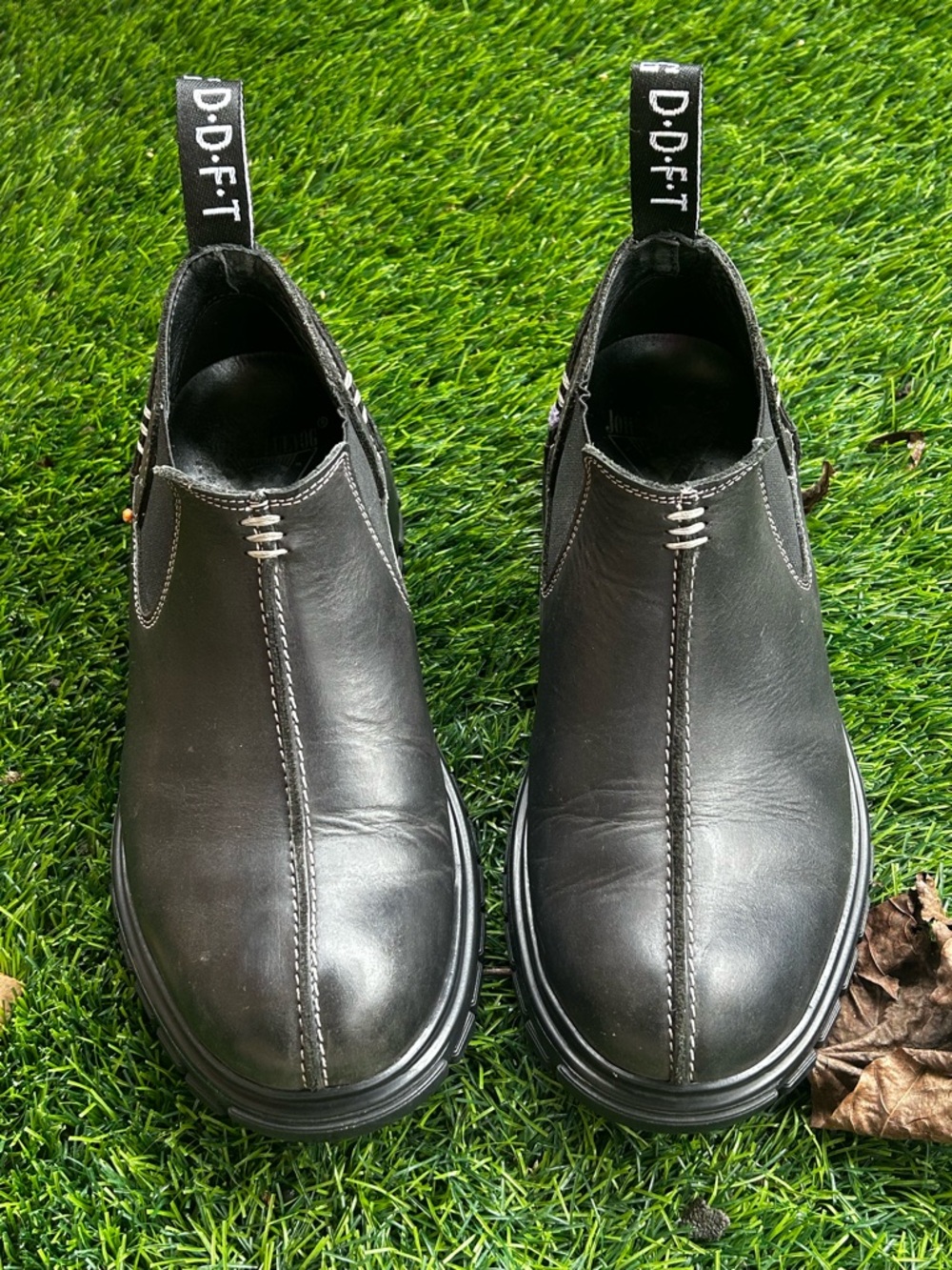 John Fluevog Official Lunes Water-Resistant Chelsea Boots sz 8